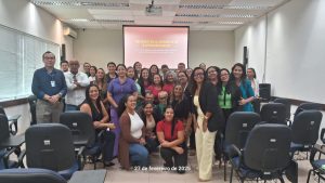 Conselheiros Tutelares e de Direito com a Promotora Alba da Silva